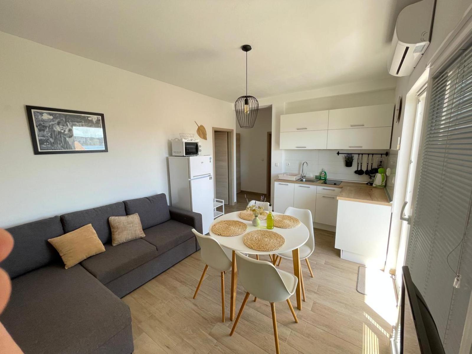 Apartments Nada Бетина Екстер'єр фото